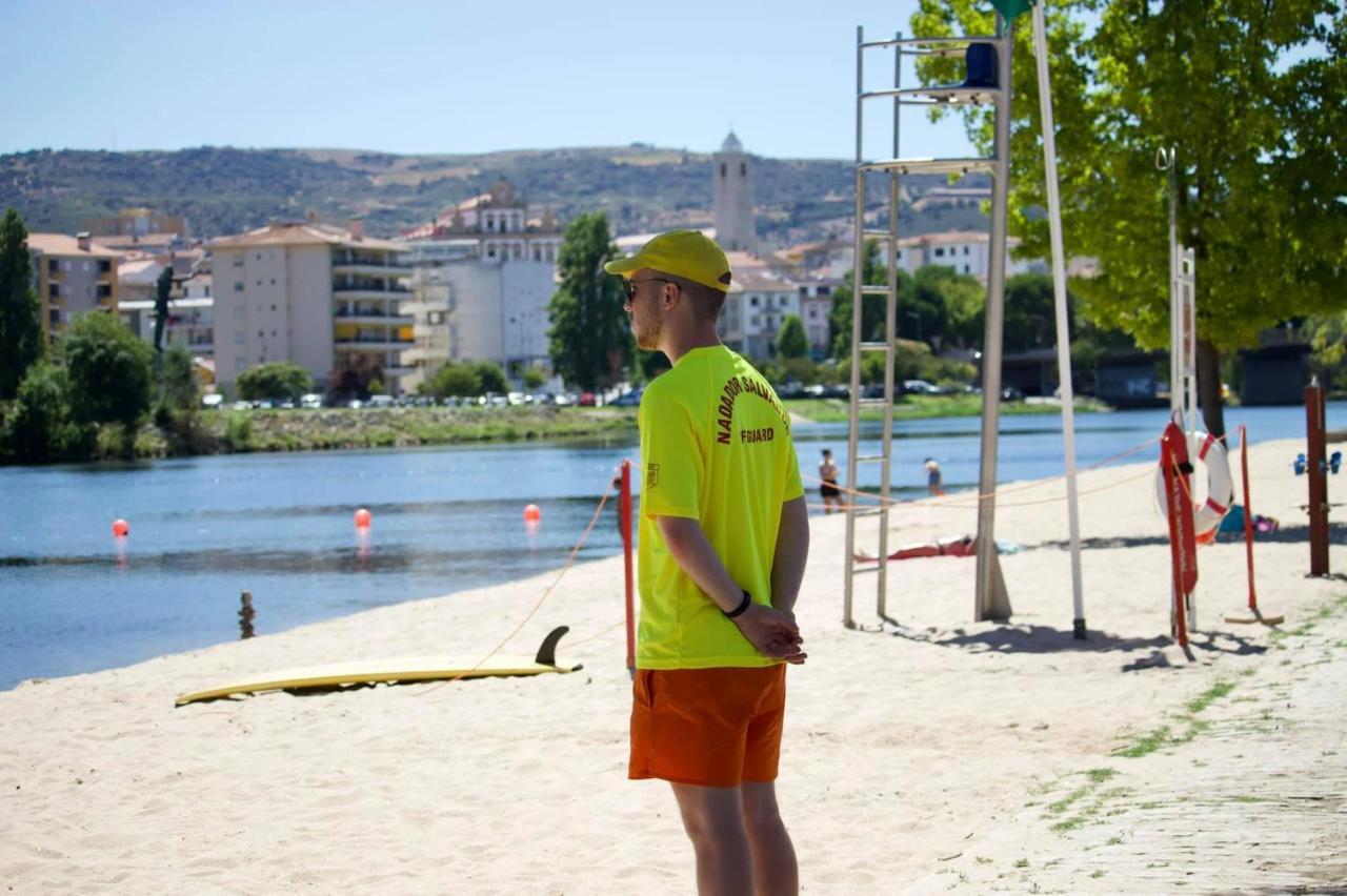 Apartamento Trav. Santa Luzia Mirandela Dış mekan fotoğraf